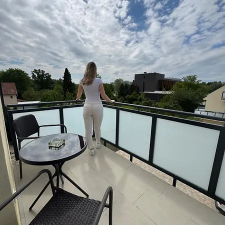 Apartment M21