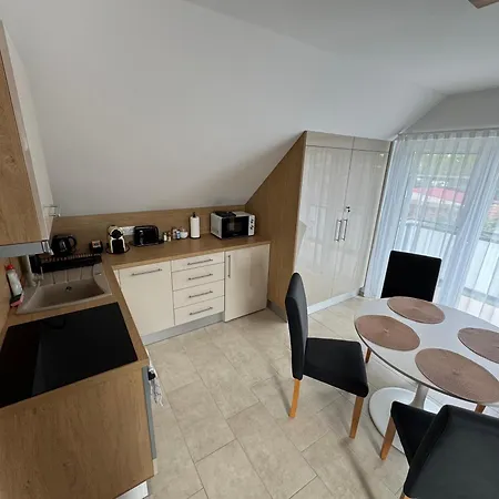 Apartment M21 *